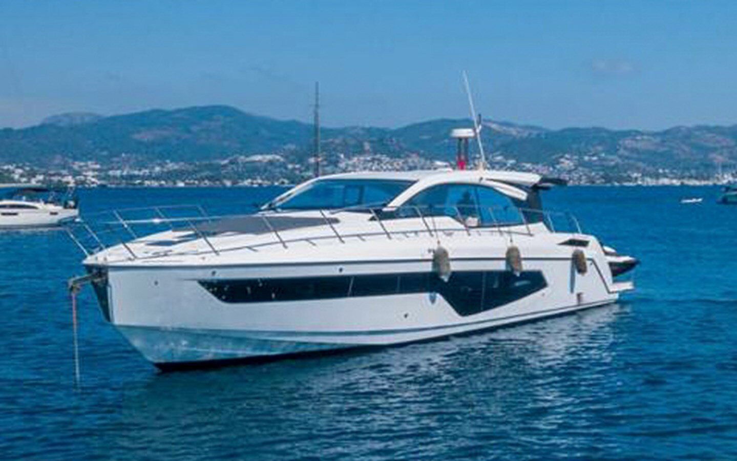 2019-azimut-yachts-53-1-b1d207