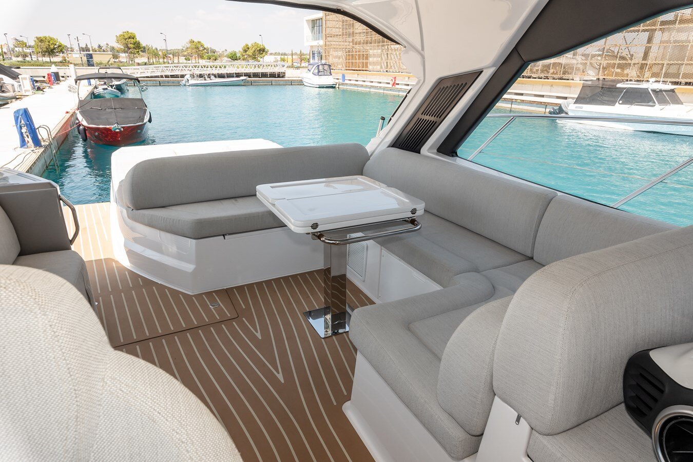 2019-azimut-yachts-53-1-3f2f80