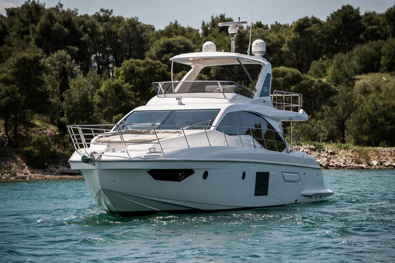 2019-azimut-yachts-55-6-c03620