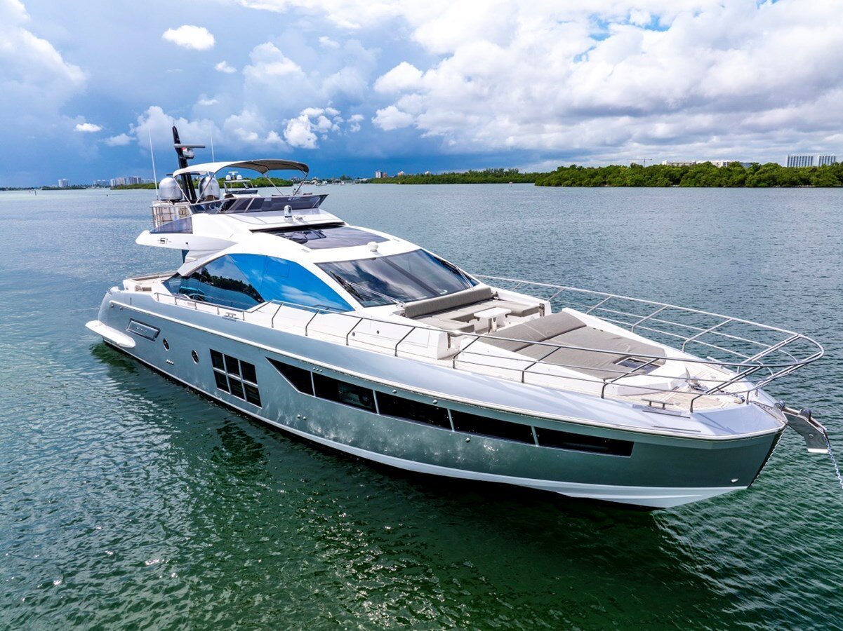 2019-azimut-yachts-71-2-12aff3