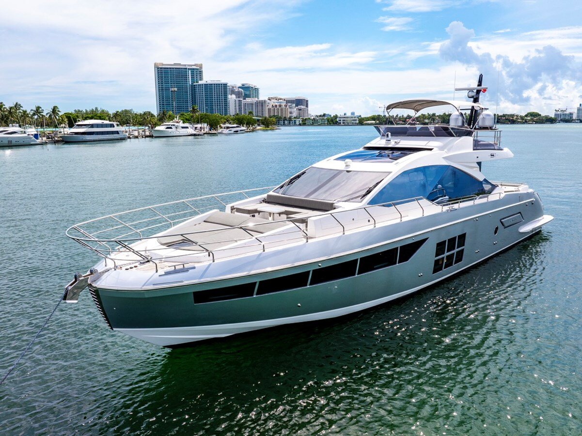 2019-azimut-yachts-71-2-12aff3