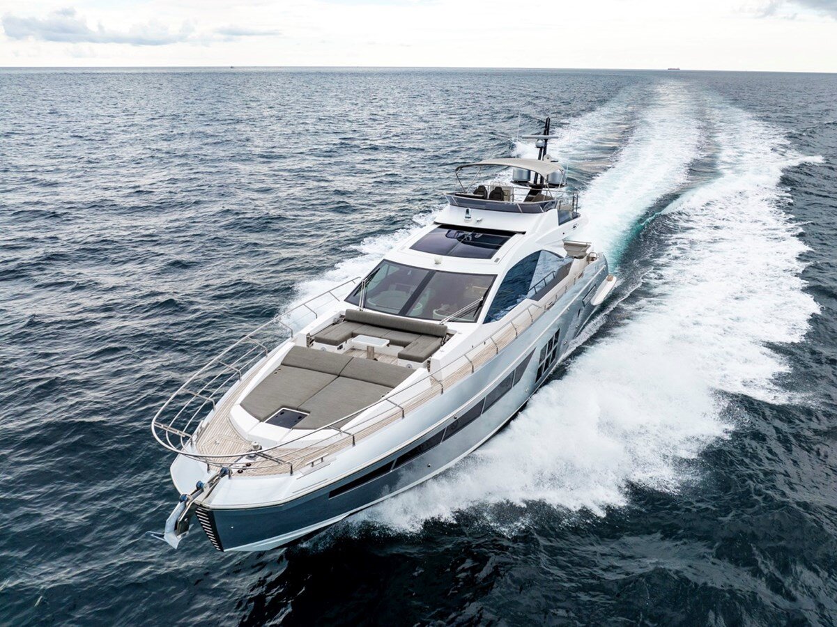 2019-azimut-yachts-71-2-12aff3