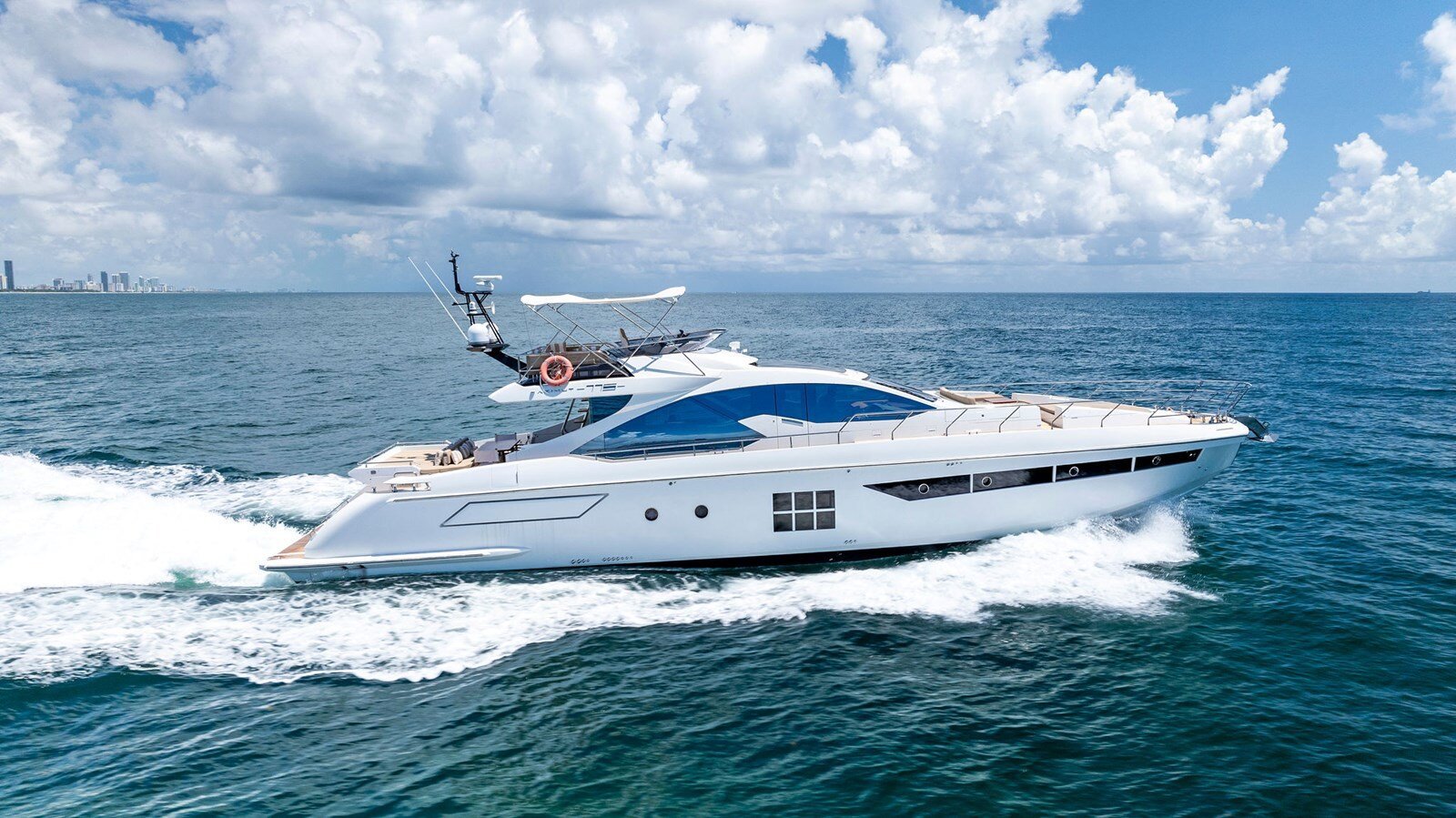 2019-azimut-yachts-77-3ea99e