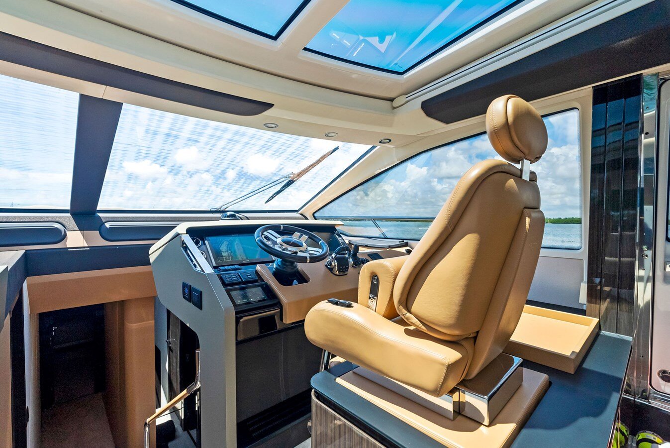 2019-azimut-yachts-77-3ea99e