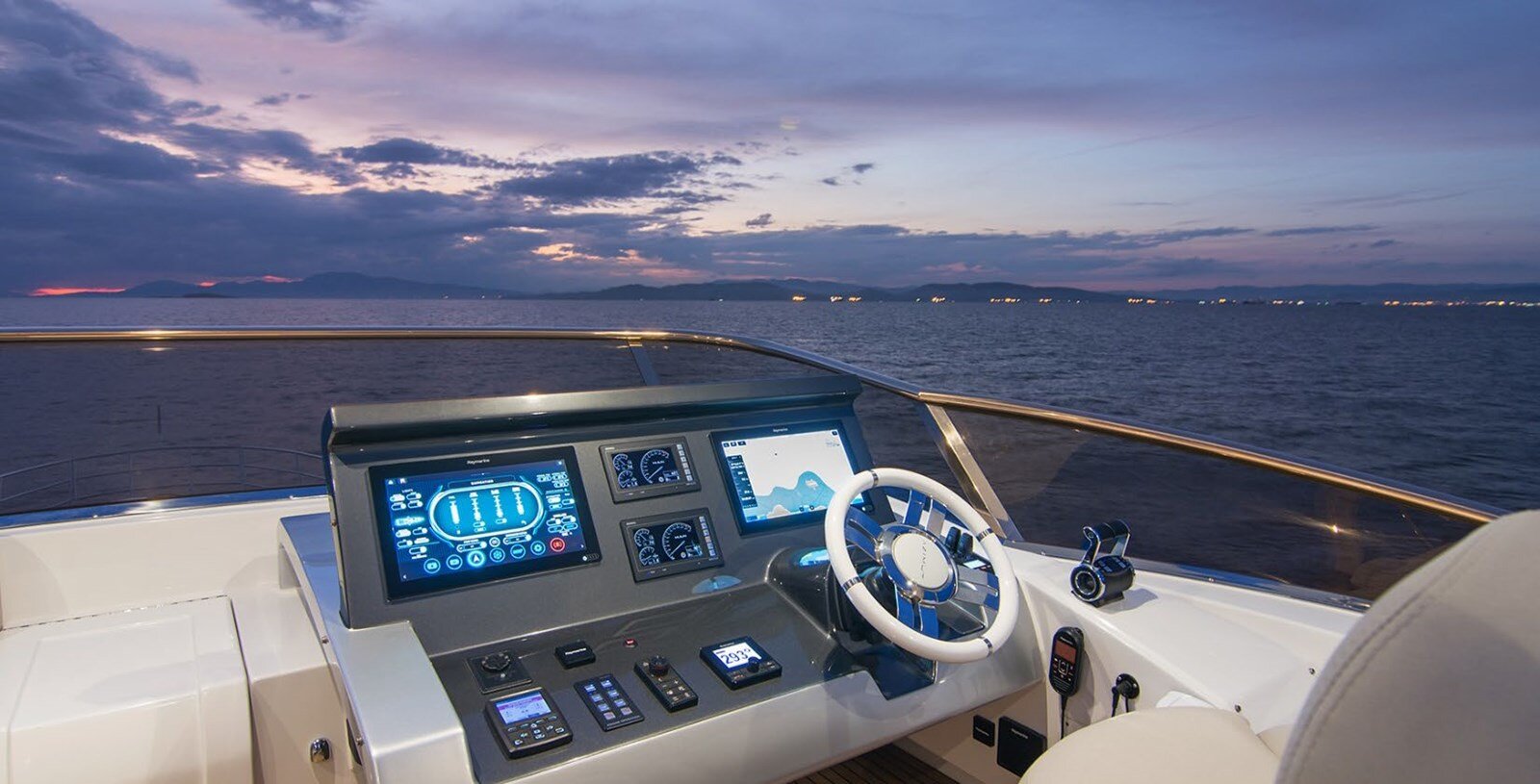 2019-azimut-yachts-87-4-a1960d