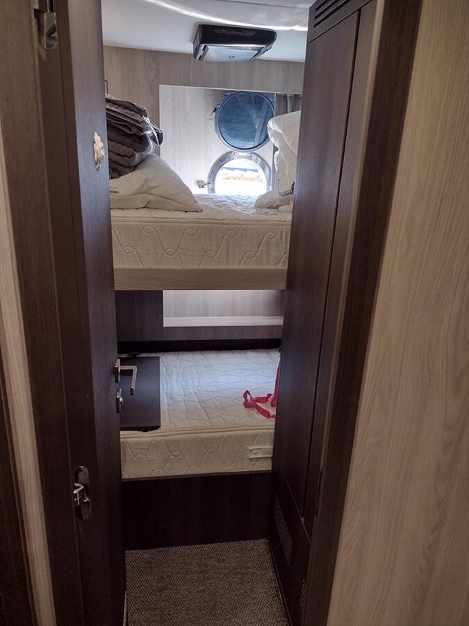 2019-azimut-yachts-87-796f0d