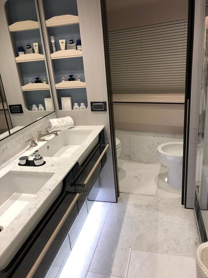 2019-azimut-yachts-87-796f0d