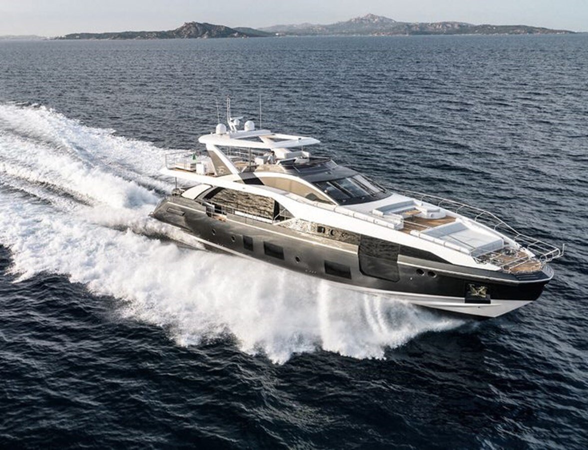 2019 AZIMUT YACHTS 88'