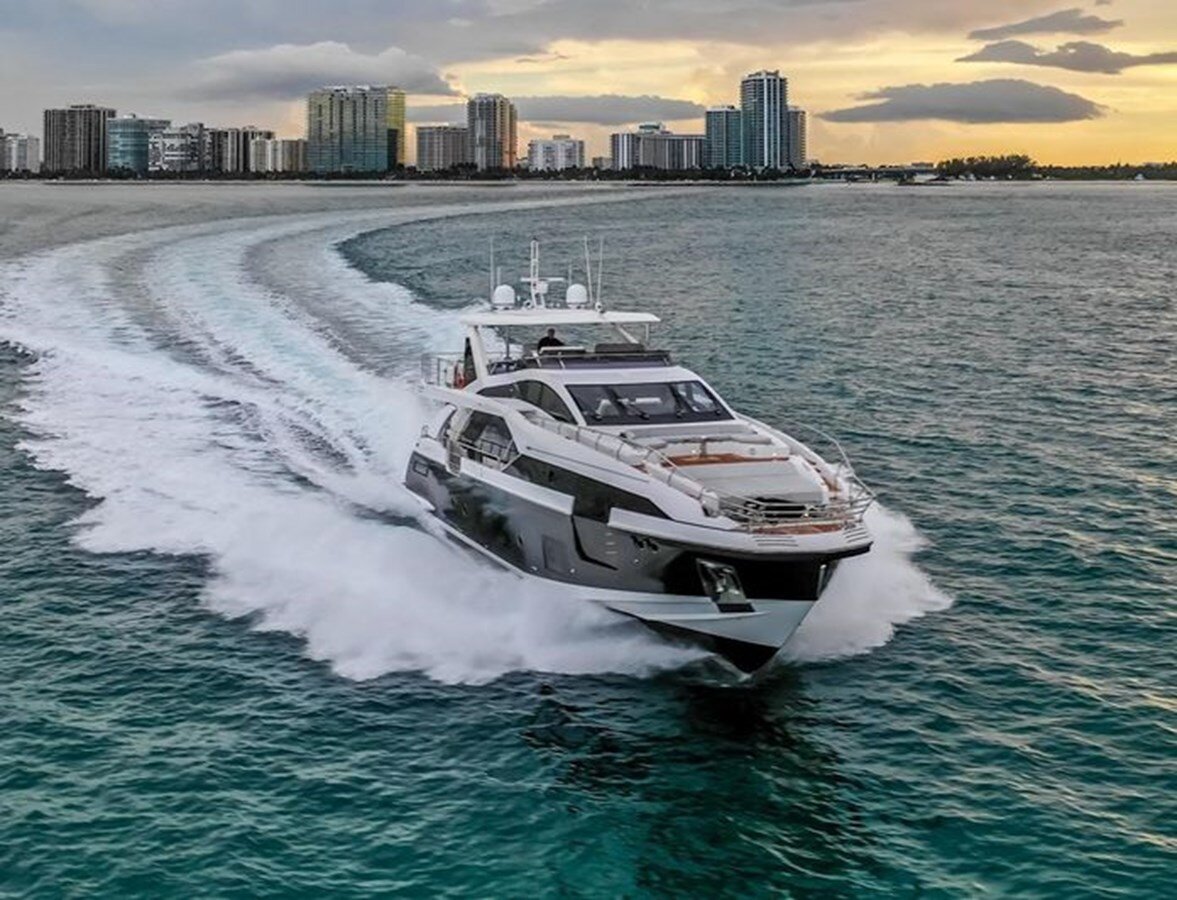 2019-azimut-yachts-88-d3a422