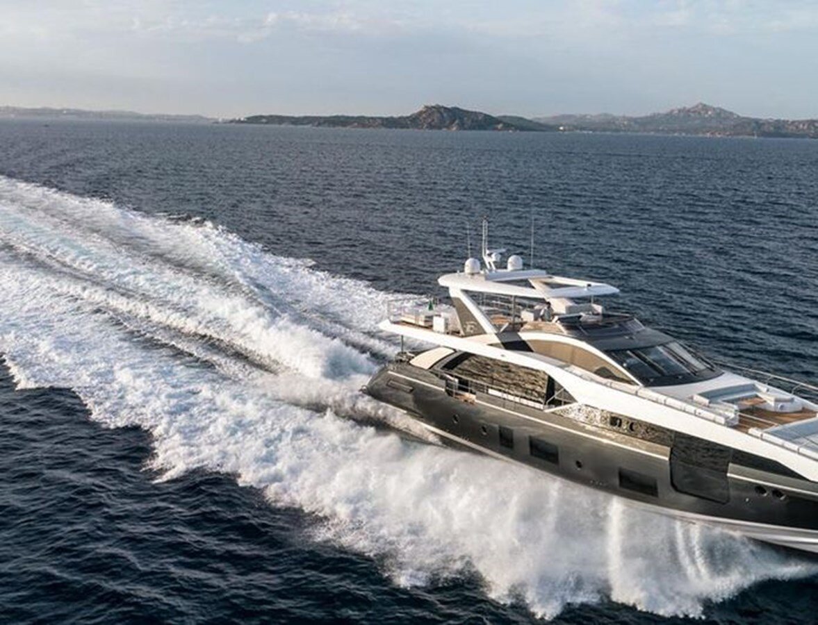 2019 AZIMUT YACHTS 88'