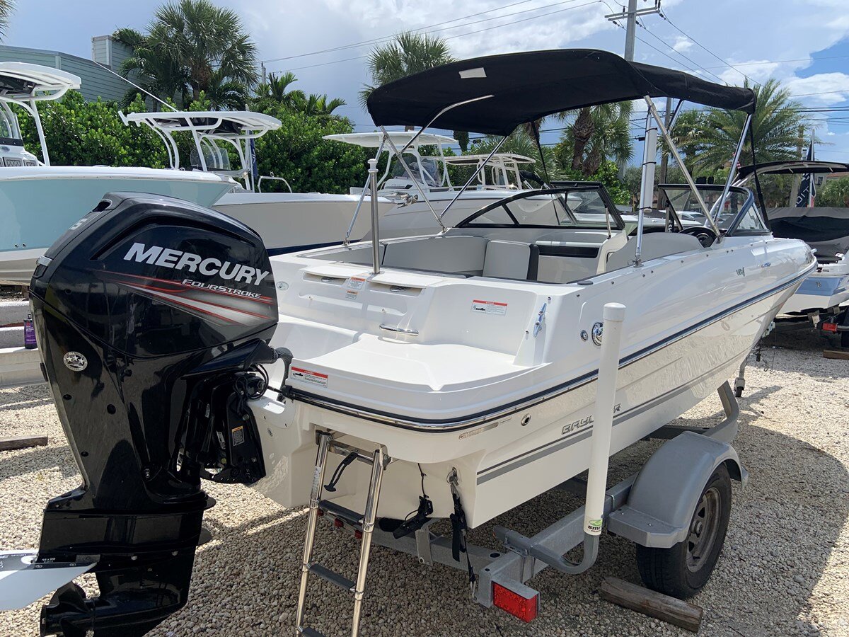 2019-bayliner-18-10-d26eb0