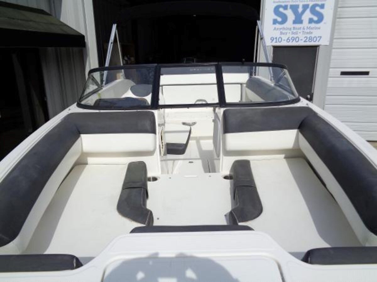 2019-bayliner-20-ef0904