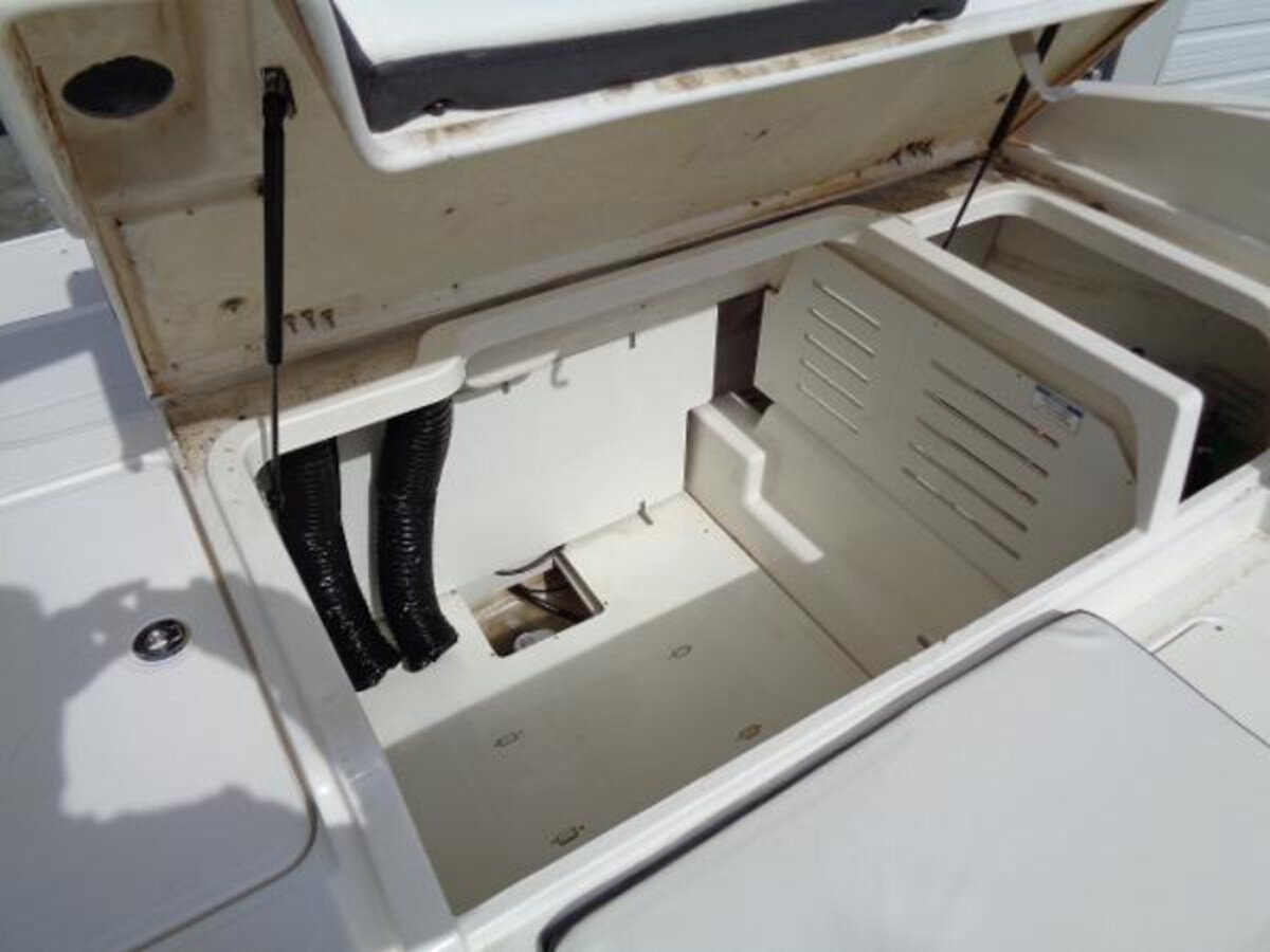 2019-bayliner-20-ef0904