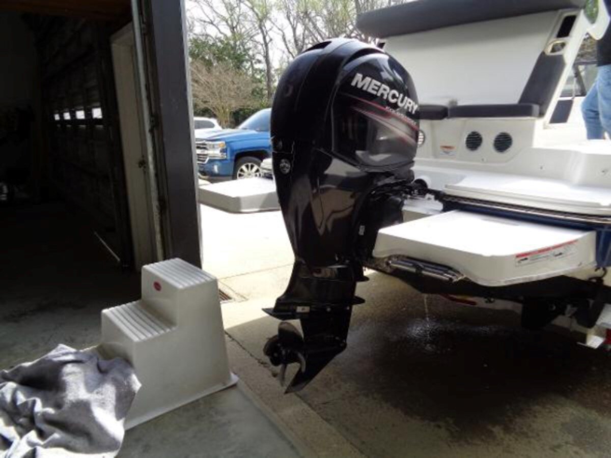 2019-bayliner-20-ef0904