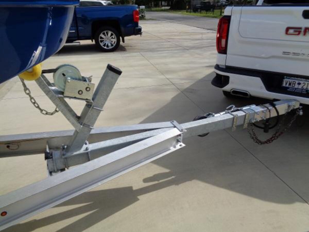 2019-bayliner-20-ef0904