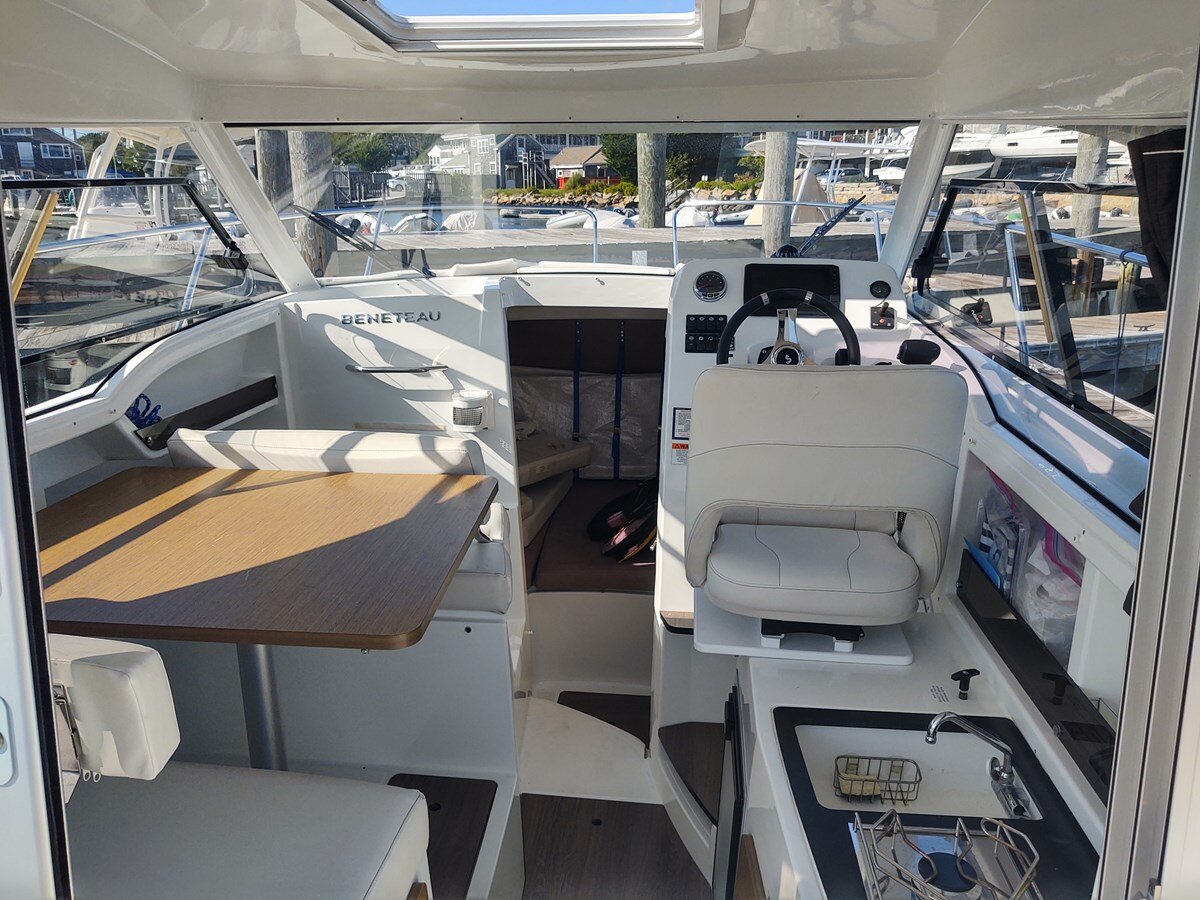 2019-beneteau-27-ae434a