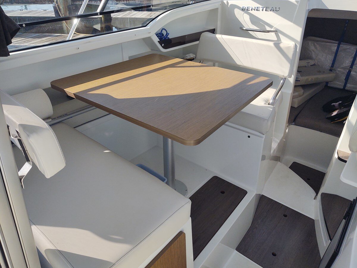 2019-beneteau-27-ae434a