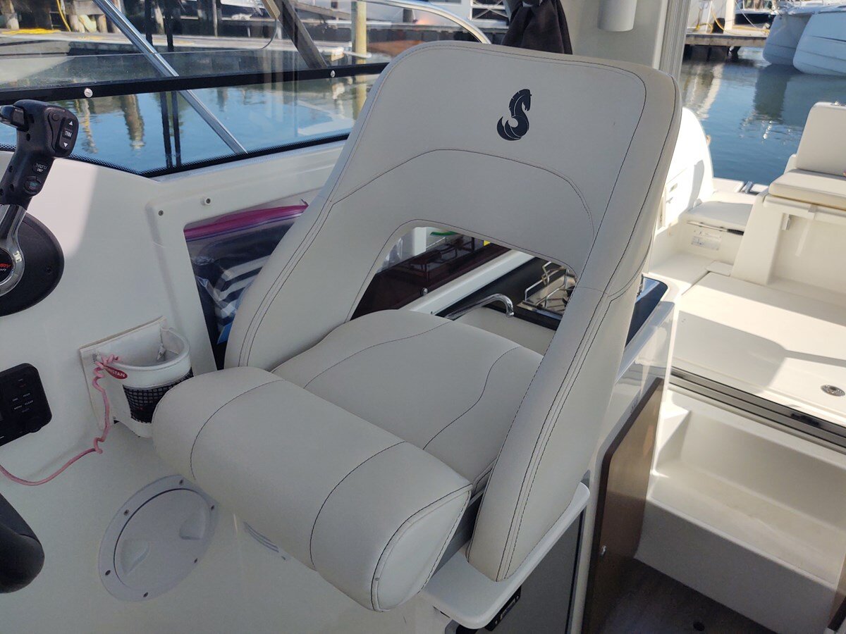 2019-beneteau-27-ae434a