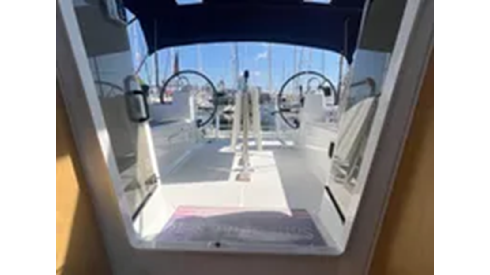 2019-beneteau-38-a0c358