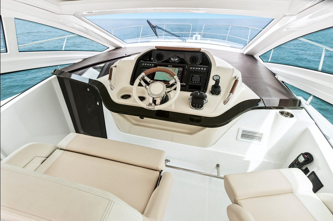 2019-beneteau-42-b29809