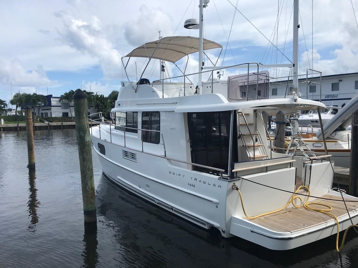 2019-beneteau-44-b07427