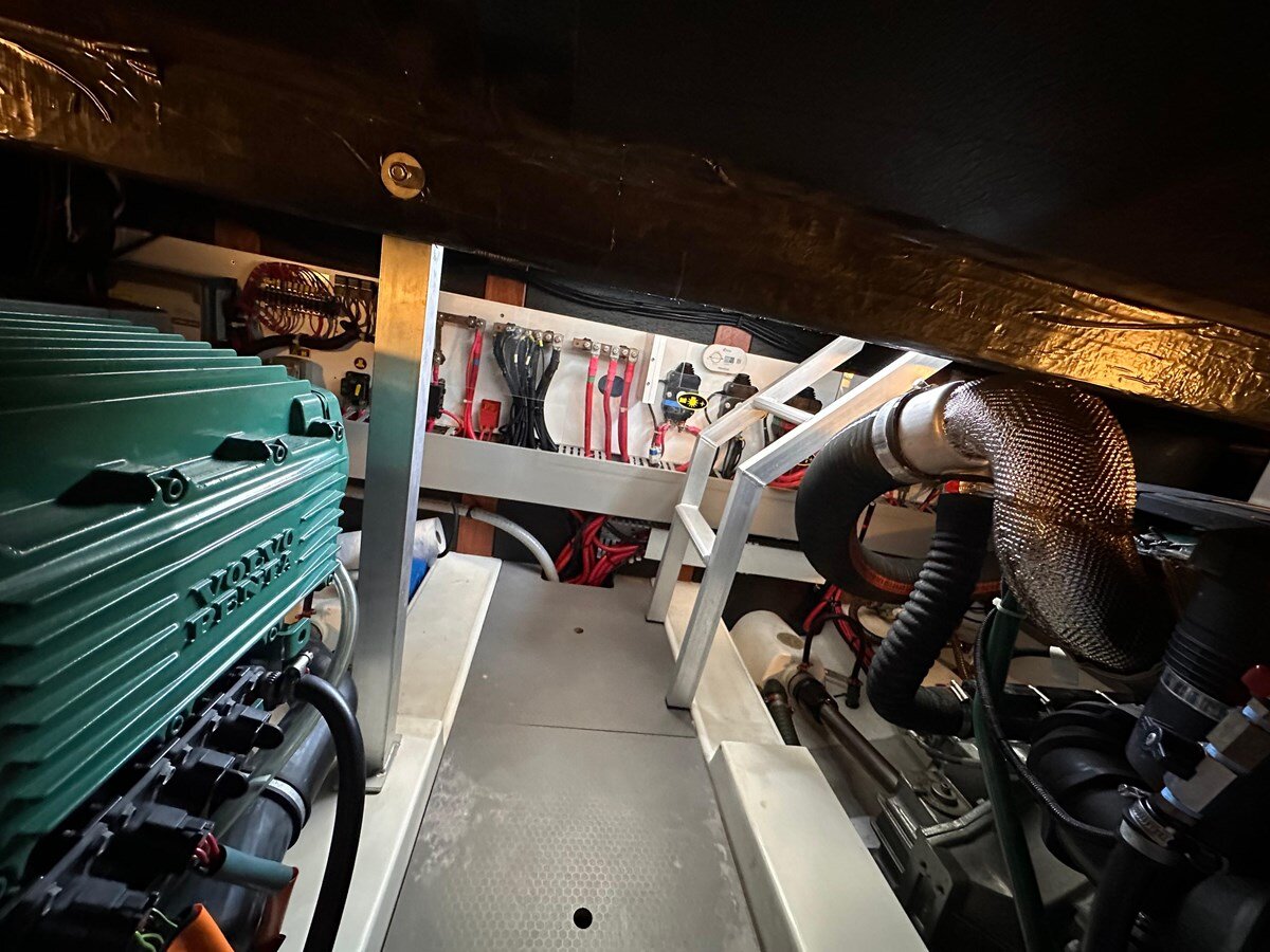 2019-beneteau-44-53fb9f