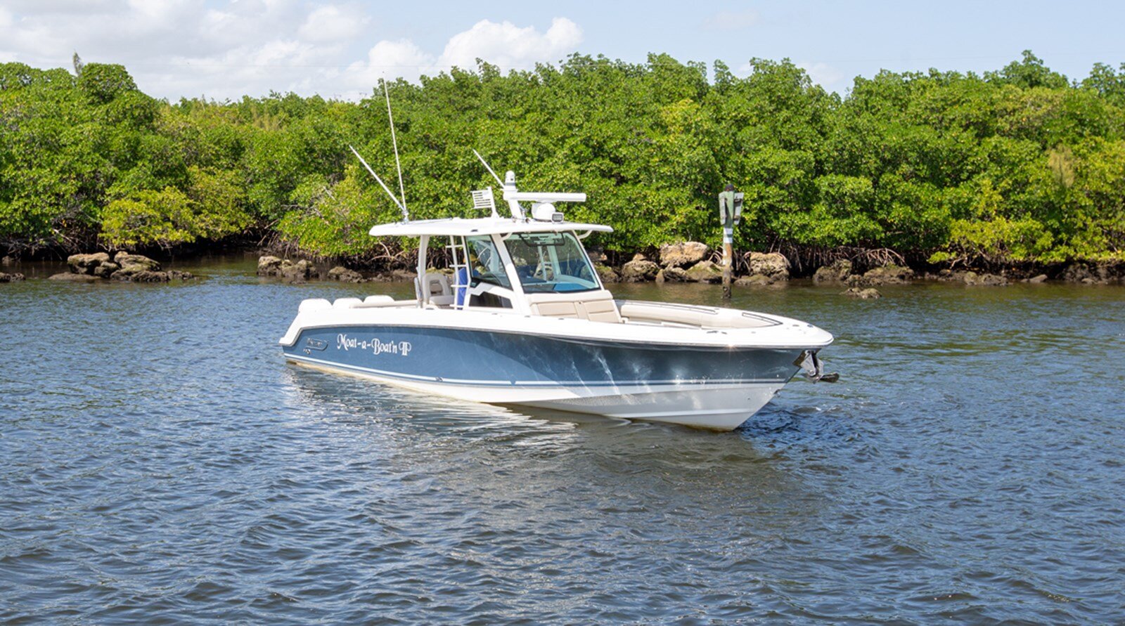 2019-boston-whaler-38-fa452b