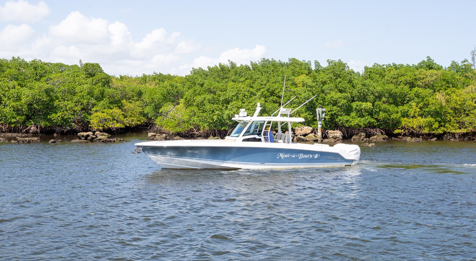 2019-boston-whaler-38-fa452b