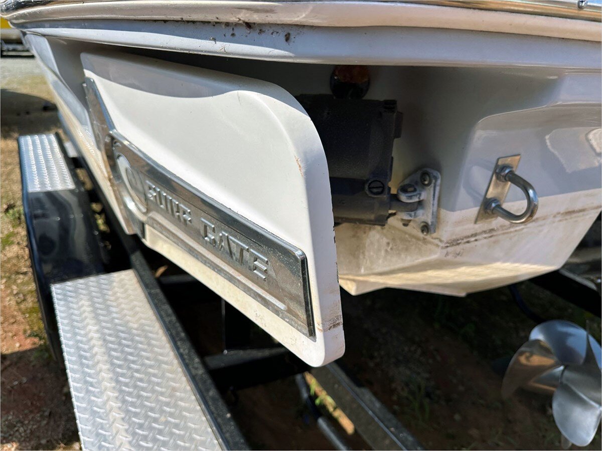 2019-chaparral-23-1-c3d81b