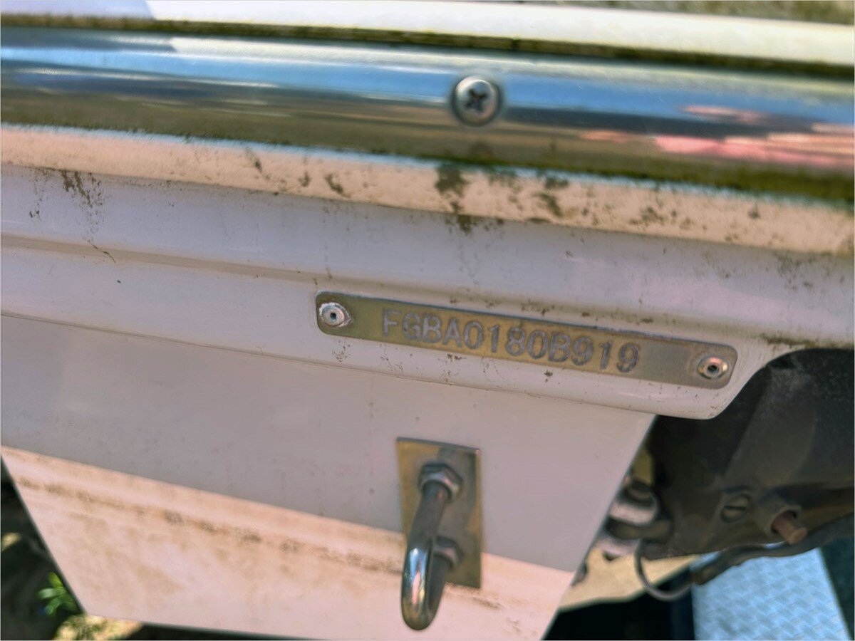 2019-chaparral-23-1-c3d81b