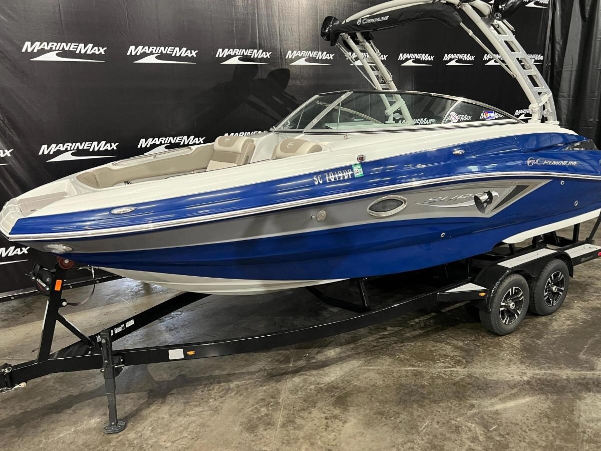 2019-crownline-25-2fec49