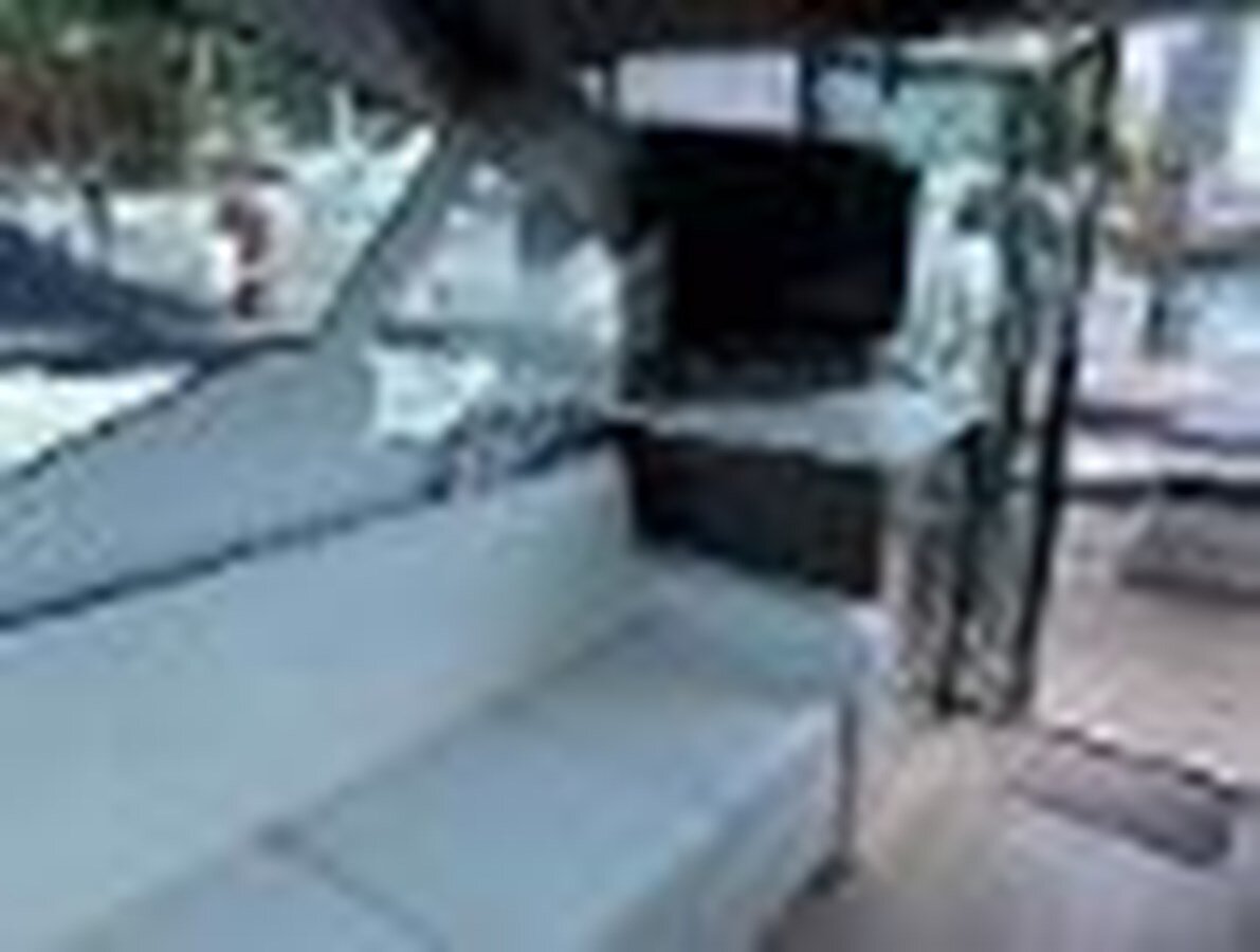 2019-cruisers-yachts-44-074ab6