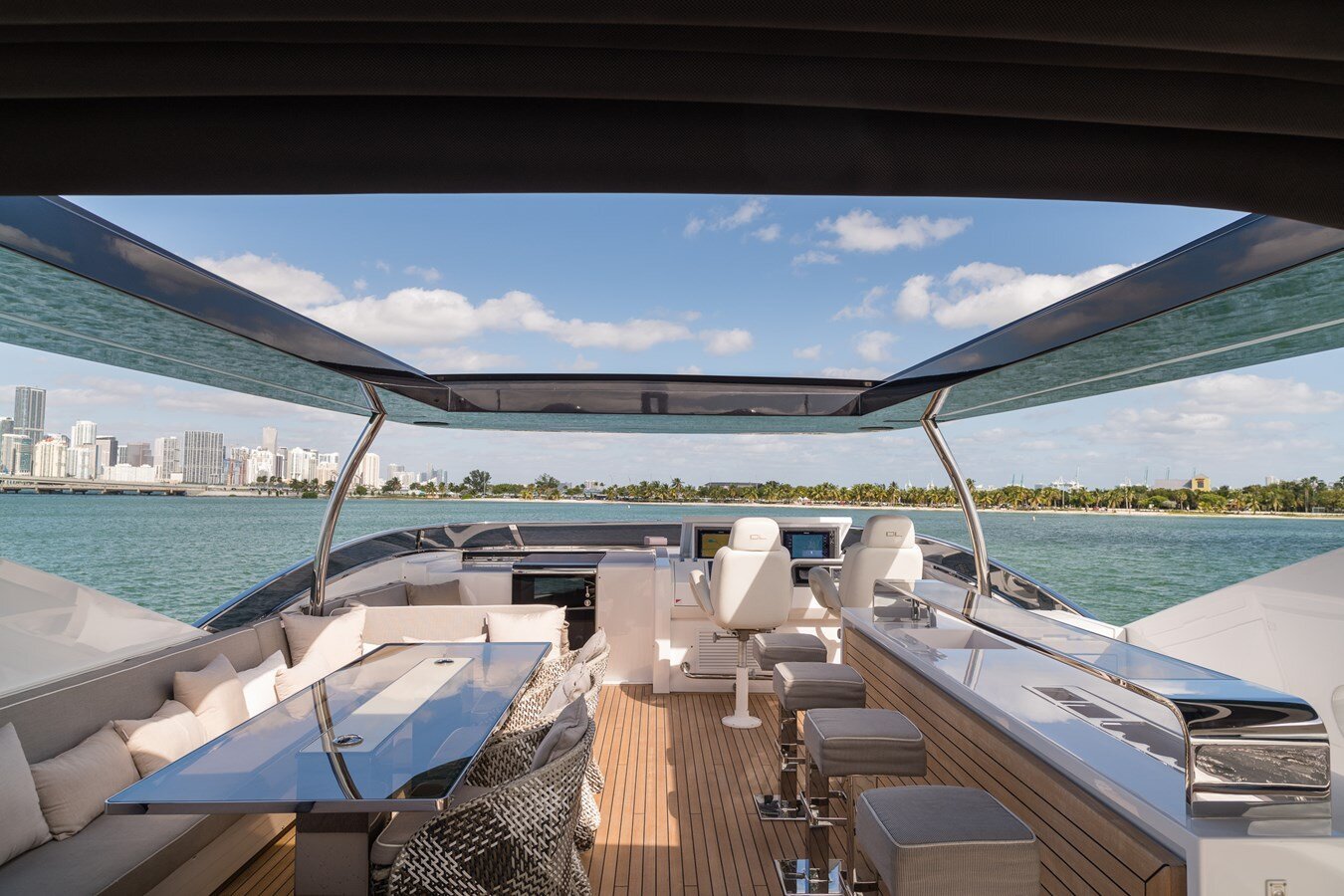 2019-dl-yachts-dreamline-86-4-5183d4