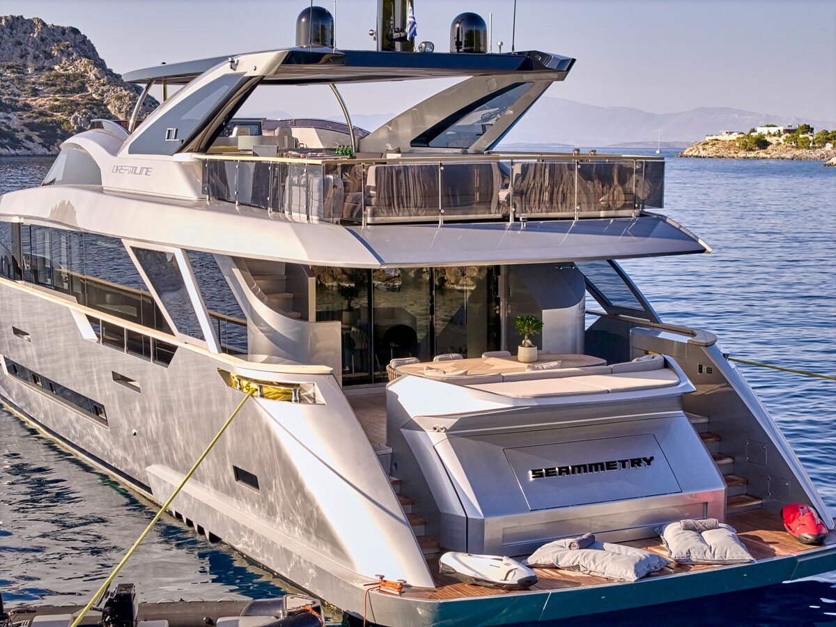 2019-dl-yachts-dreamline-98-6-2ab033