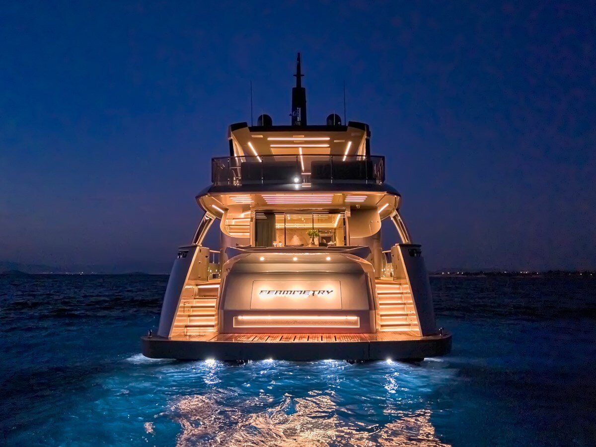 2019-dl-yachts-dreamline-98-6-2ab033