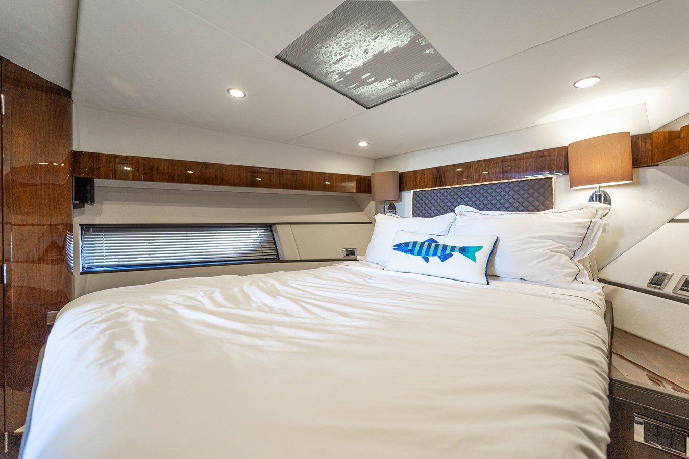 2019-fairline-53-840c70