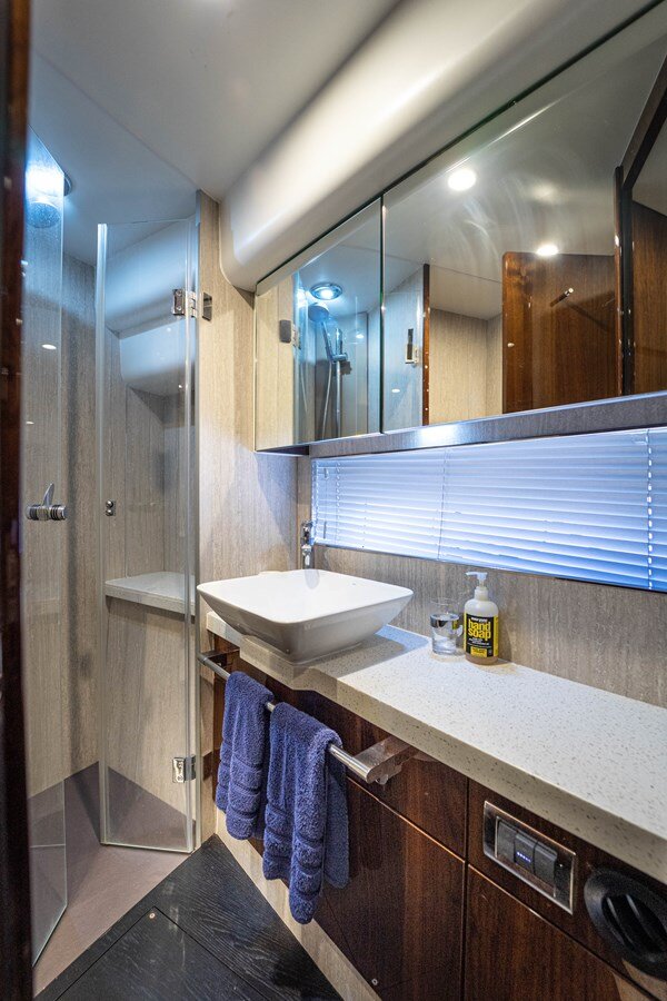 2019-fairline-53-840c70