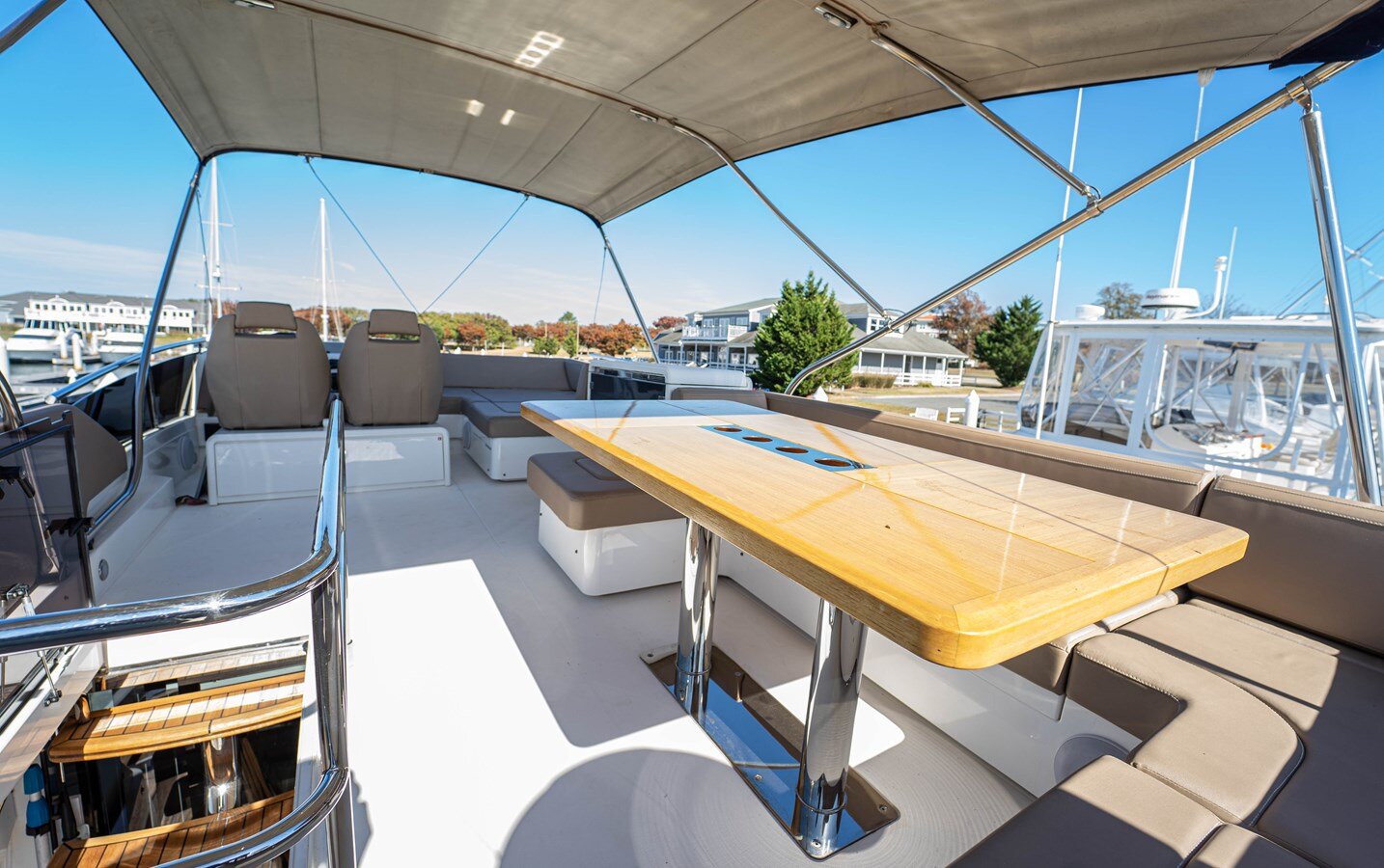 2019-fairline-53-840c70