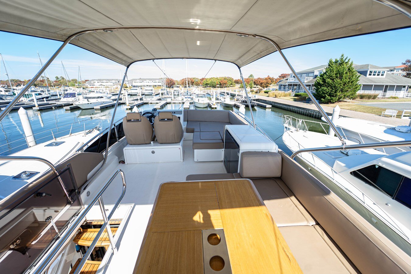 2019-fairline-53-840c70