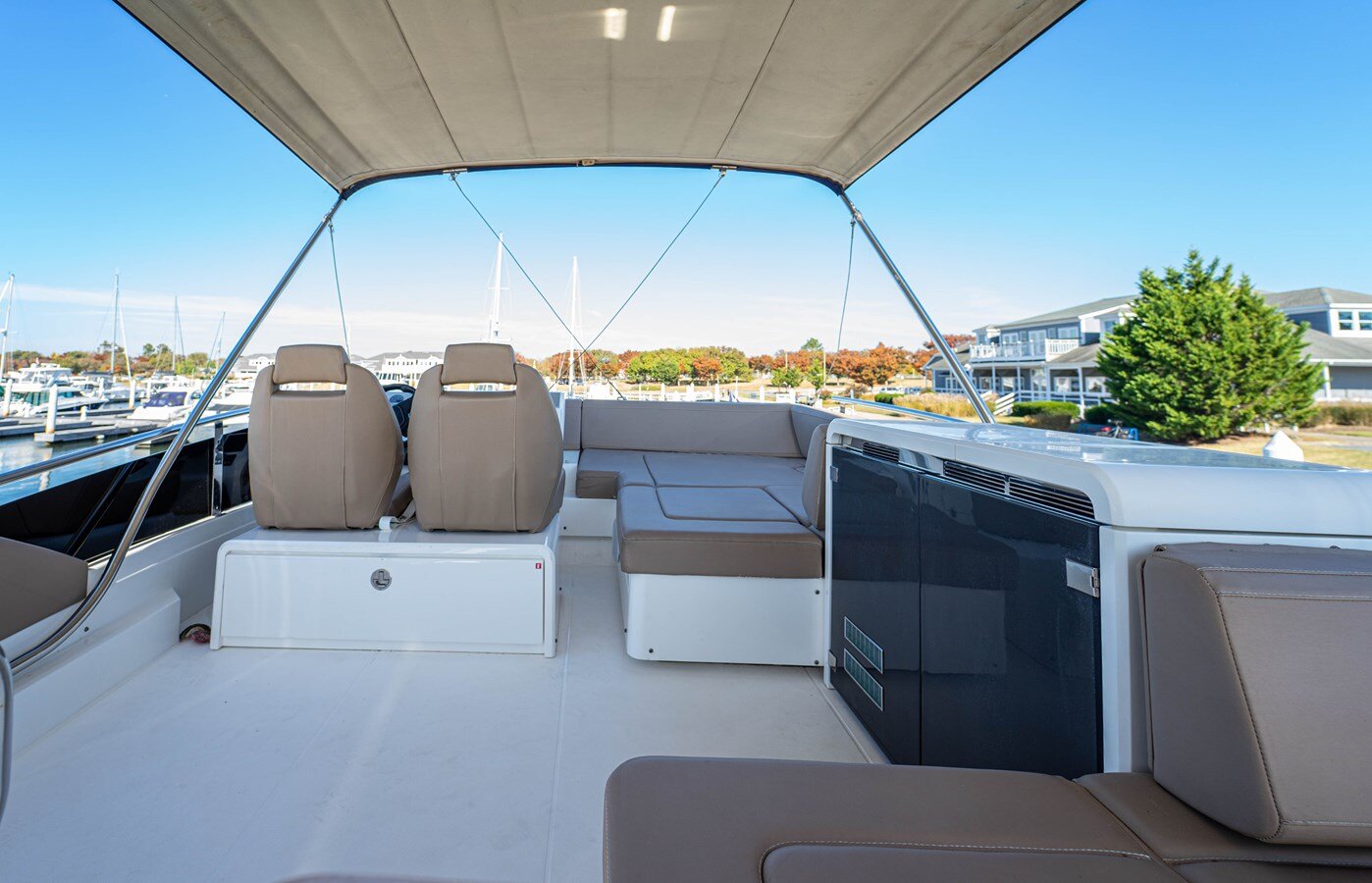2019-fairline-53-840c70