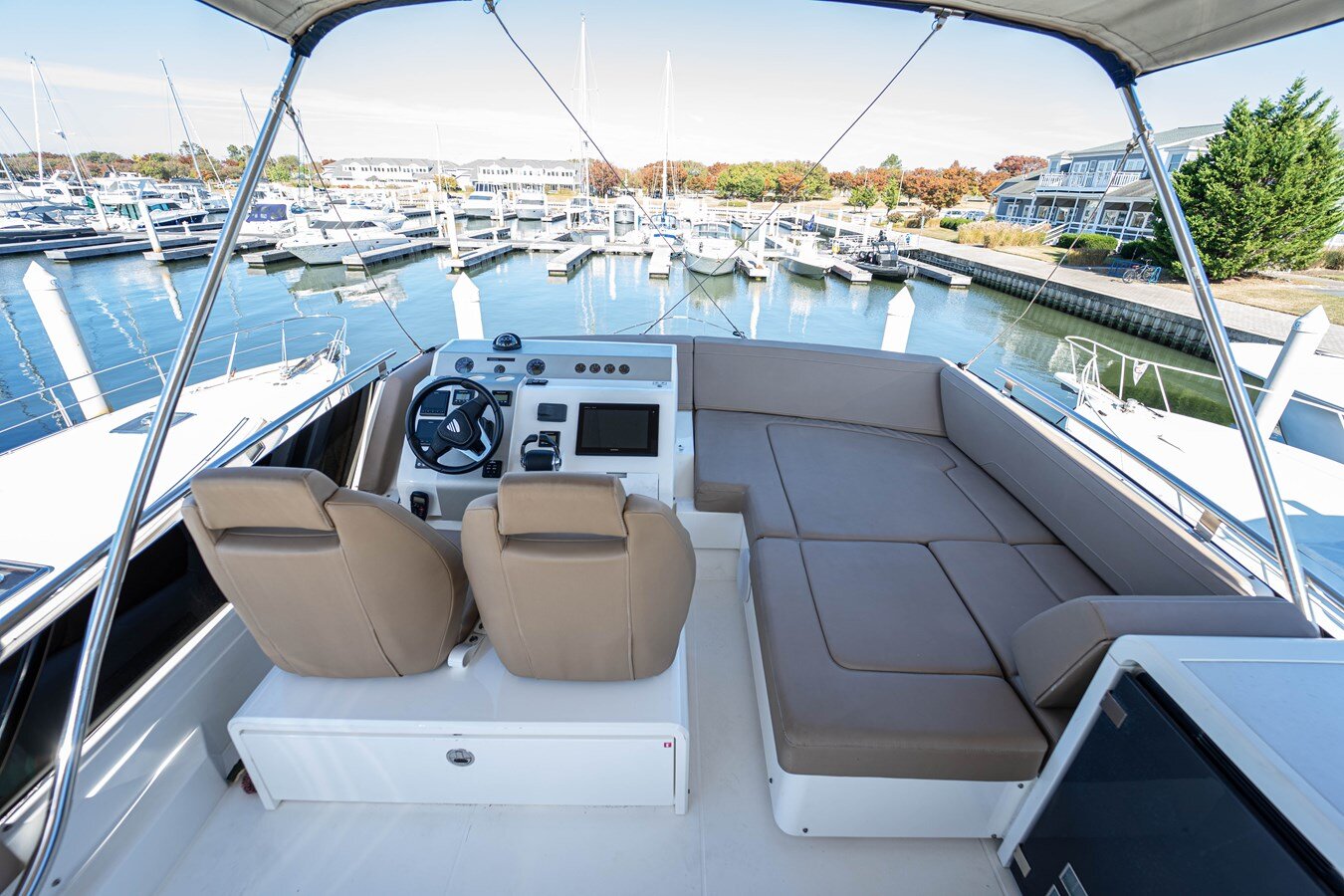 2019-fairline-53-840c70