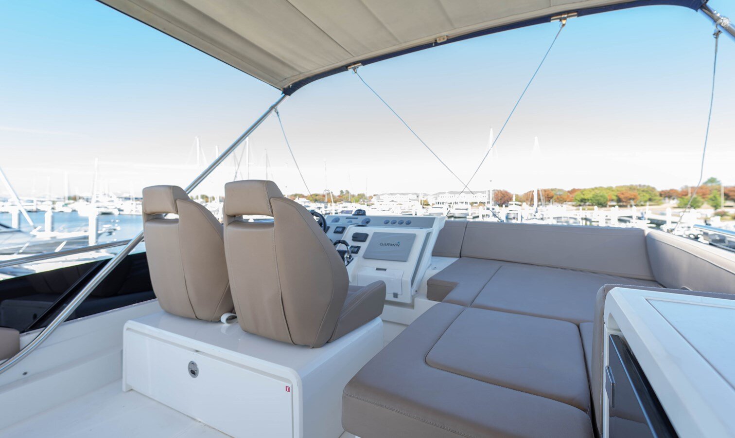 2019-fairline-53-840c70