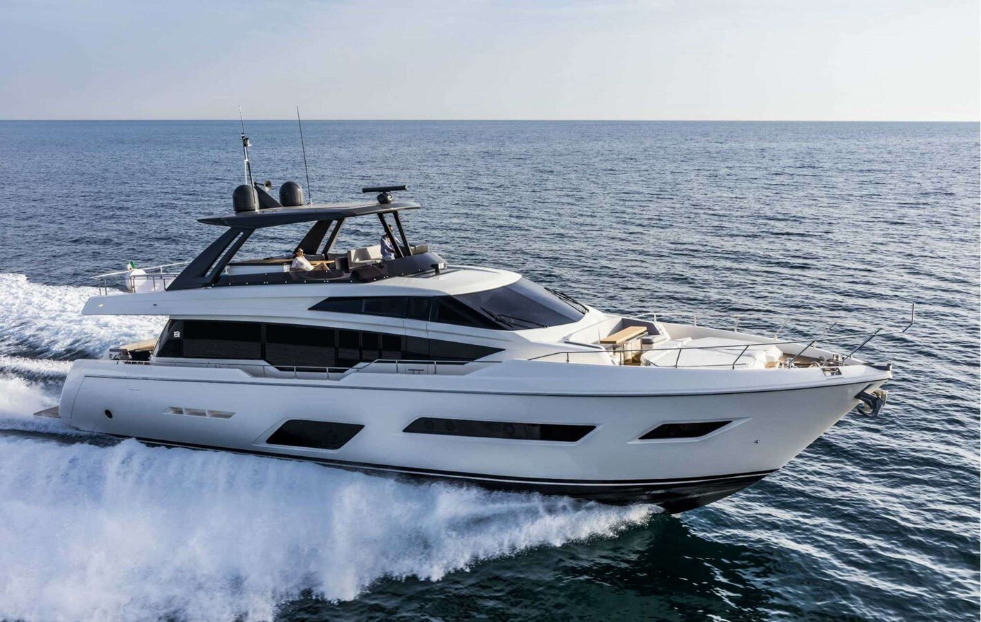 2019-ferretti-yachts-78-9-ffe3e5