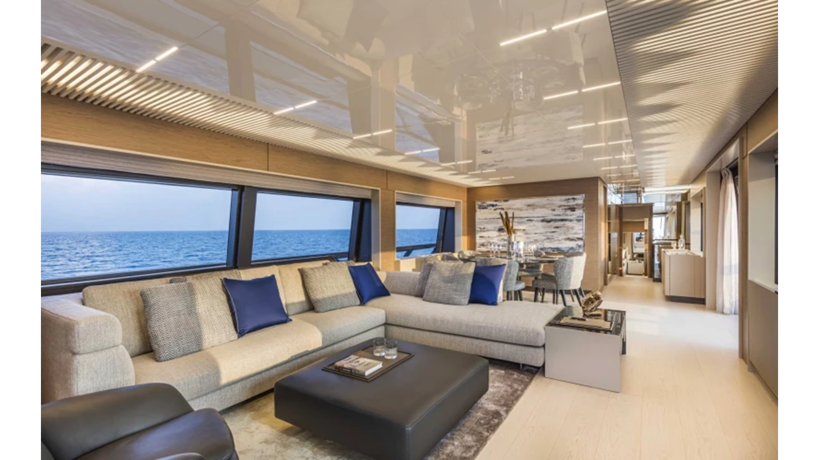 2019-ferretti-yachts-93-6-1bebf9