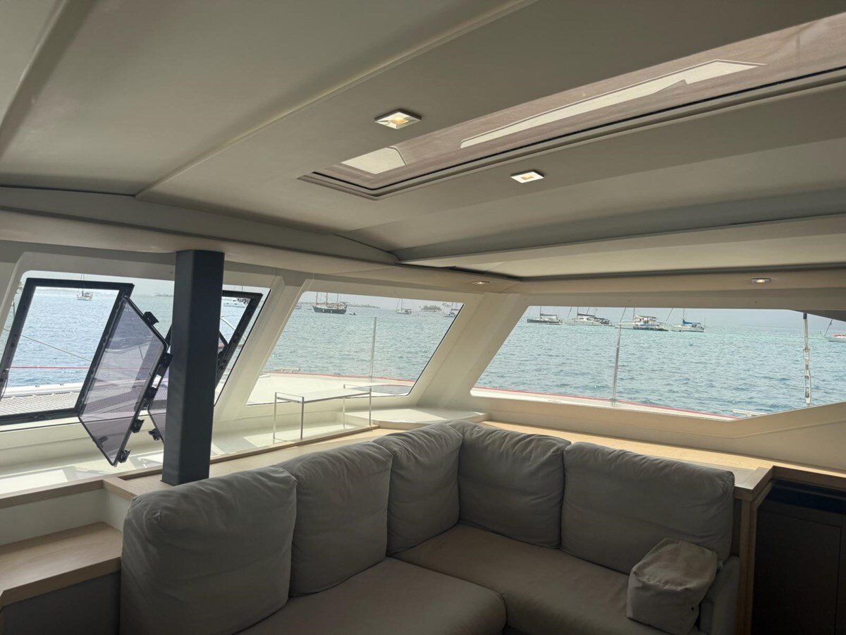 2019-fountaine-pajot-38-6-12f26f