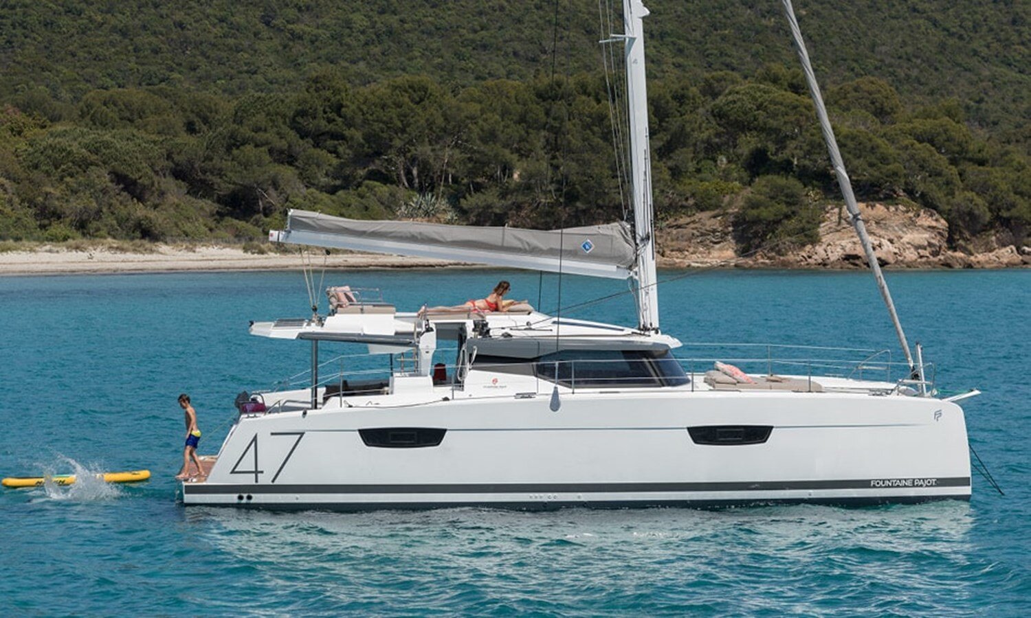 2019-fountaine-pajot-47-c4d57f