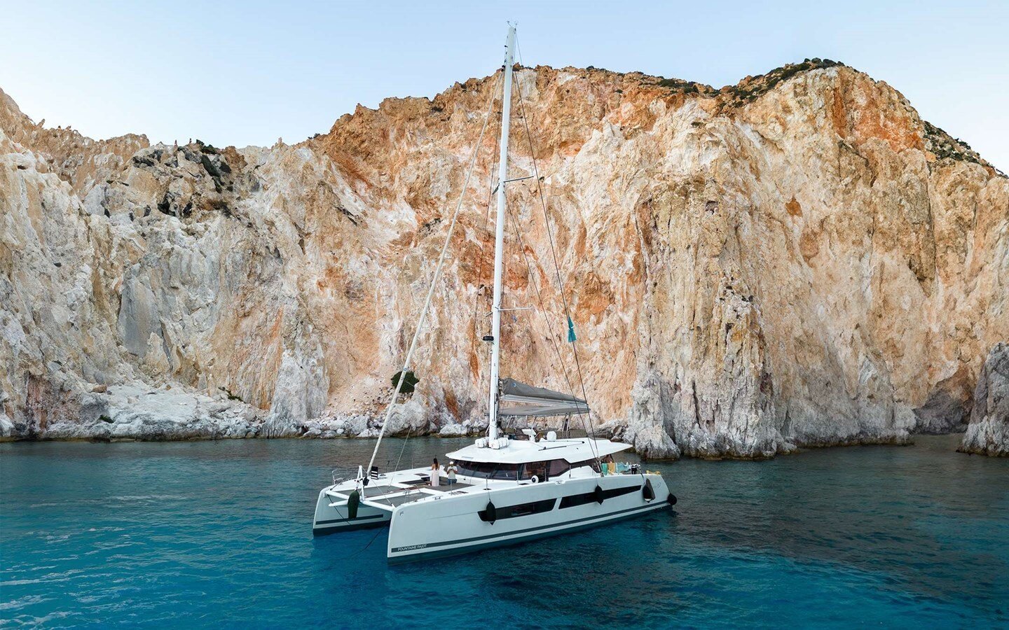 2019 FOUNTAINE PAJOT 67'