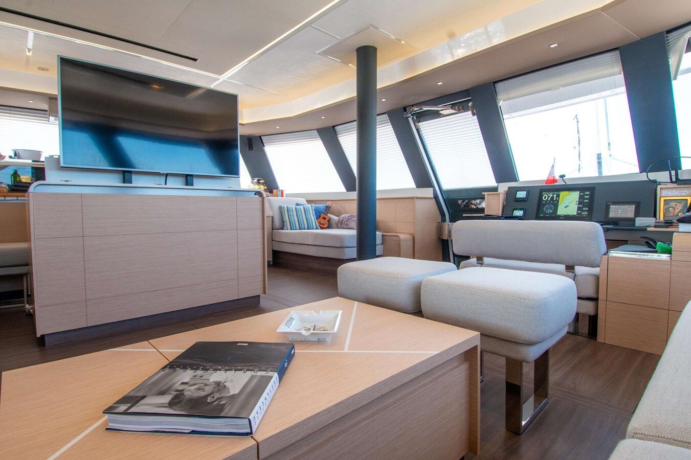 2019-fountaine-pajot-67-df3bbe