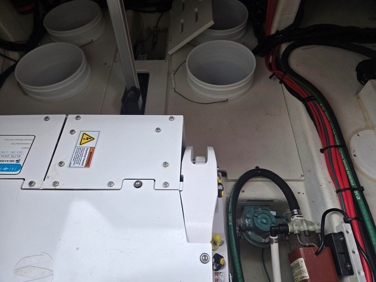 2019-four-winns-37-76f1ac