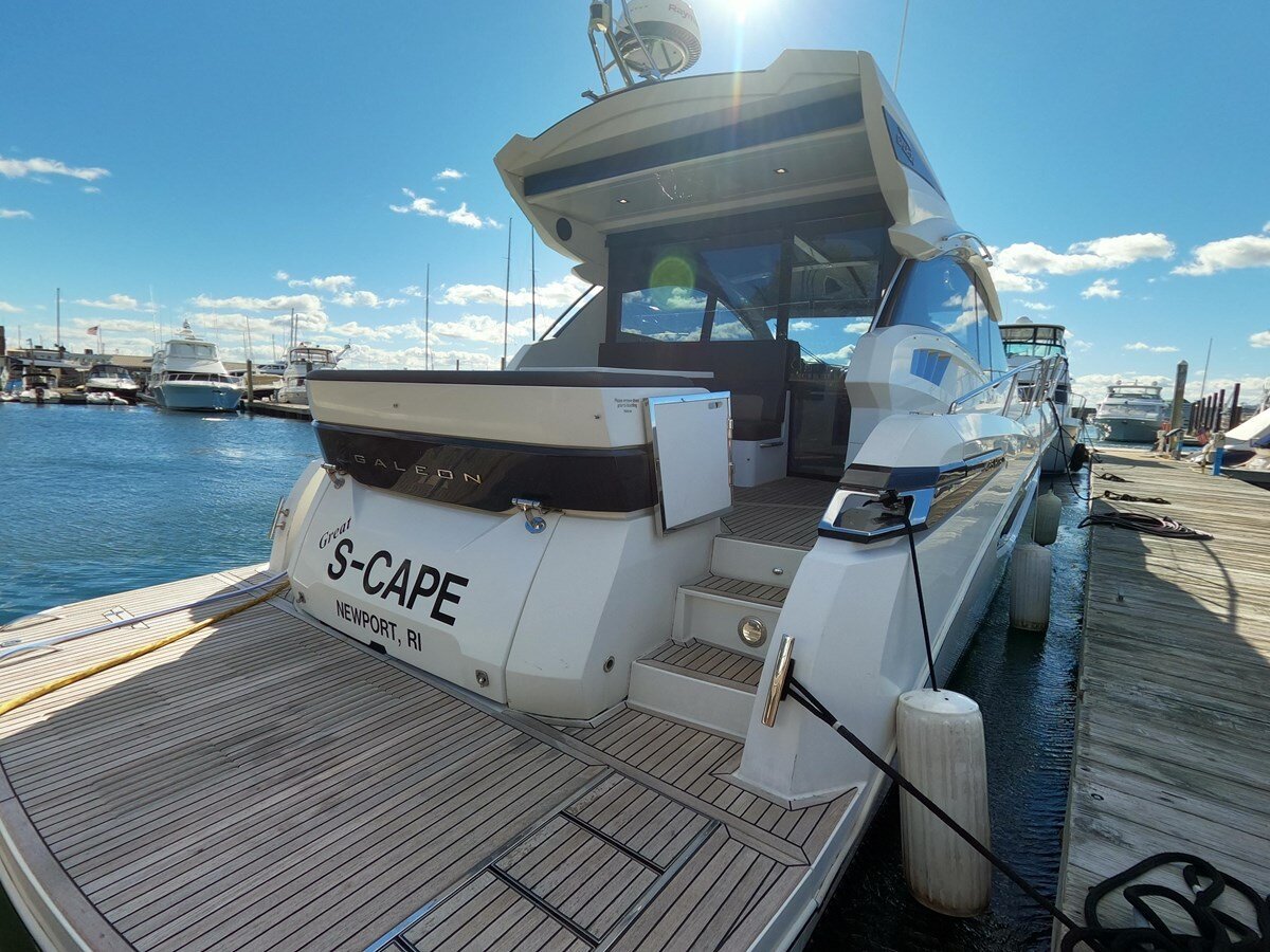 2019-galeon-48-a0a37f